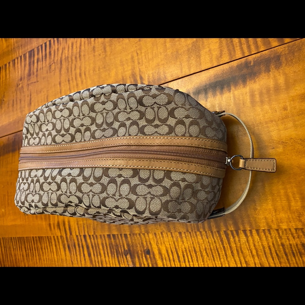Coach travel bag, make-up bag